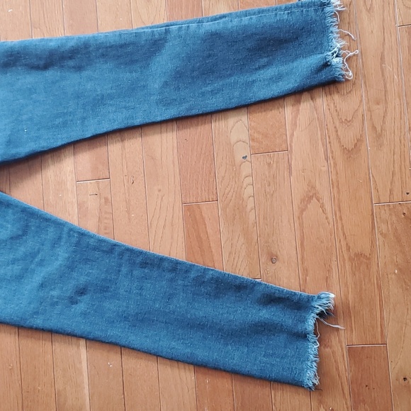 NWOT AGOLDE NICO HIGH RISE SLIM FRAYED CHEWED HEM SZ 30 - Picture 12 of 16